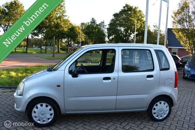 Grijs Gebruikt 2005 Opel Agila Hatchback | € 1.450 (Iets duurder) - Afbeelding 1/4