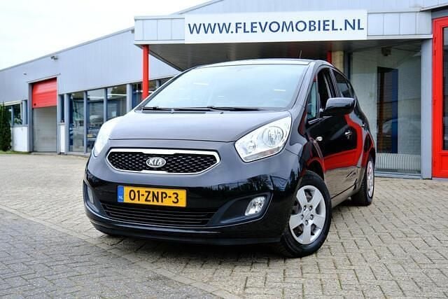 Zwart Gebruikt 2013 Kia Venga Plus Hatchback | € 5.450 (Eerlijke prijs) - Afbeelding 1/4