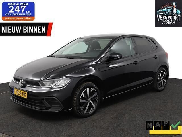 Zwart Gebruikt 2023 VW Polo Hatchback | € 16.900 (Goede deal) - Afbeelding 1/4