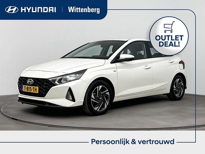 Wit Gebruikt 2024 Hyundai i20 Comfort Hatchback | € 19.900 (Eerlijke prijs) - Afbeelding 1/4
