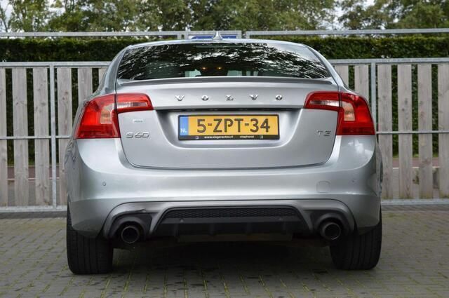 Occasion Volvo S60 R-Design 150 PK (110 kW) 2015 Grijs Sedan