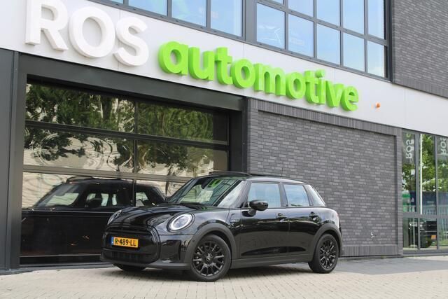 Zwart Gebruikt 2022 Mini Cooper Hatchback | € 28.950 (Duur) - Afbeelding 1/4