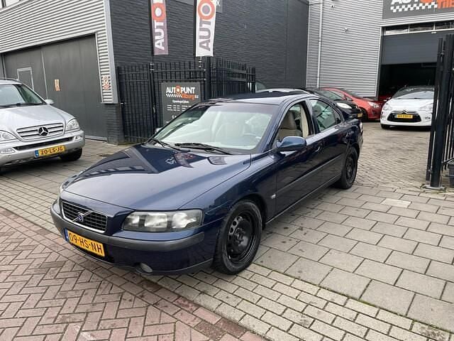 Blauw Occasion 2001 Volvo S60 Sedan | € 1.999 (Eerlijke prijs) - Afbeelding 1/4