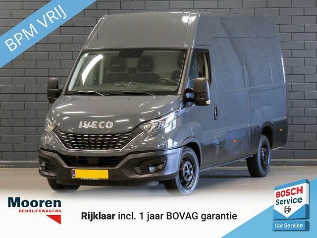 Grijs (metallic) Occasion 2021 Iveco Daily Van | € 27.950 - Afbeelding 1/4