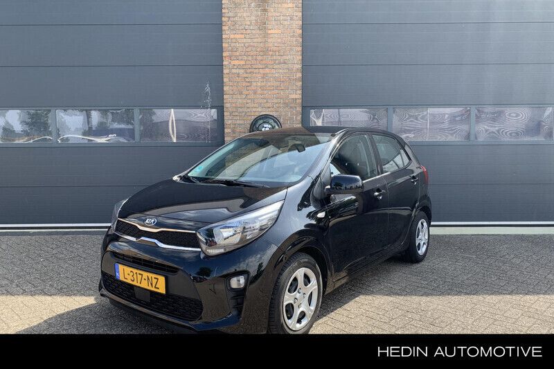 Zwart, metallic lak Gebruikt 2021 Kia Picanto Comfort Hatchback | € 10.745 (Eerlijke prijs) - Afbeelding 1/4