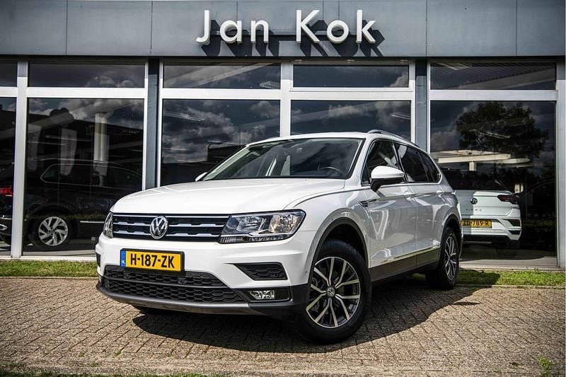 Wit Gebruikt 2020 VW Tiguan Comfortline SUV | € 29.900 (Eerlijke prijs) - Afbeelding 1/4