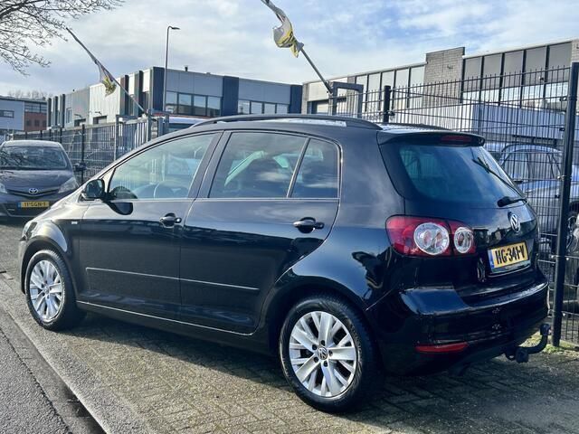 Zwart Gebruikt 2013 VW Golf Plus Highline MPV | € 5.950 (Eerlijke prijs) - Afbeelding 1/4