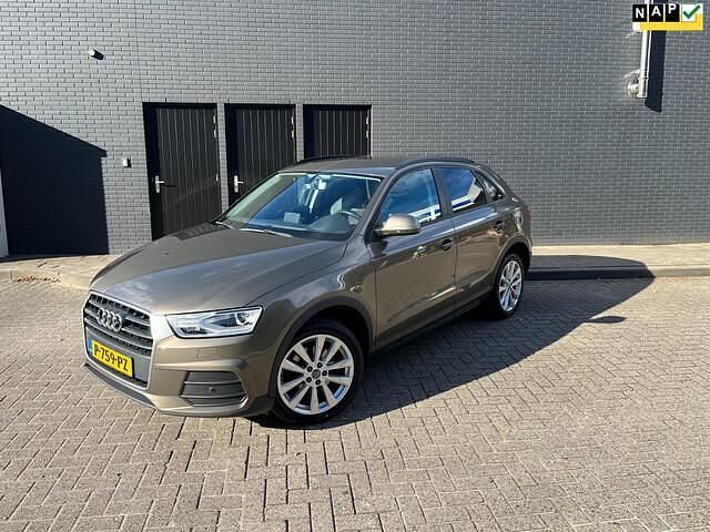 Bruin Gebruikt 2015 Audi Q3 Design SUV | € 15.850 (Eerlijke prijs) - Afbeelding 1/4