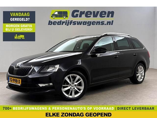 Zwart Occasion 2018 Skoda Octavia Stationwagen | € 13.300 (Iets duurder) - Afbeelding 1/4