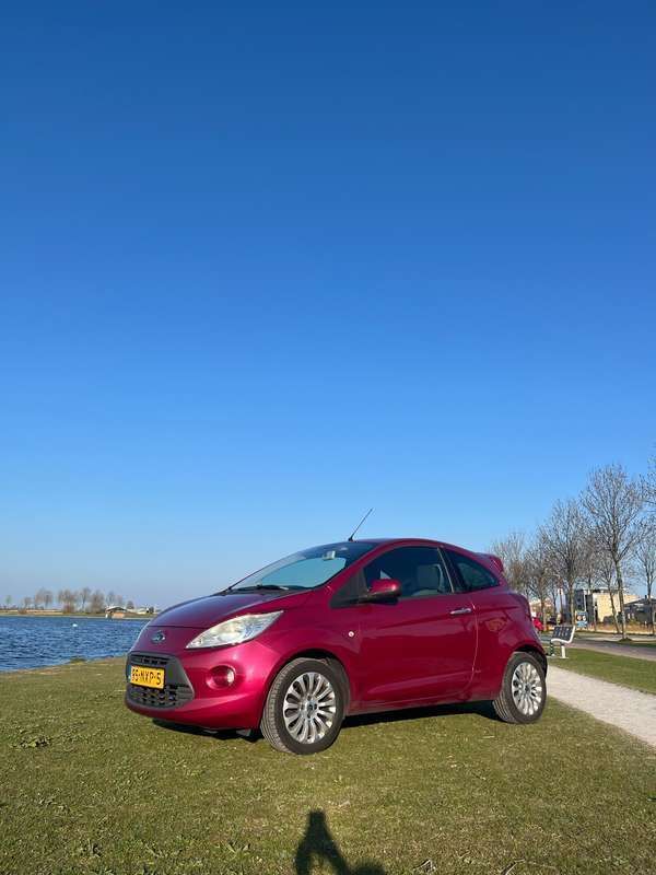 Rood Gebruikt 2011 Ford Ka Titanium X Hatchback | € 3.395 (Eerlijke prijs) - Afbeelding 1/4