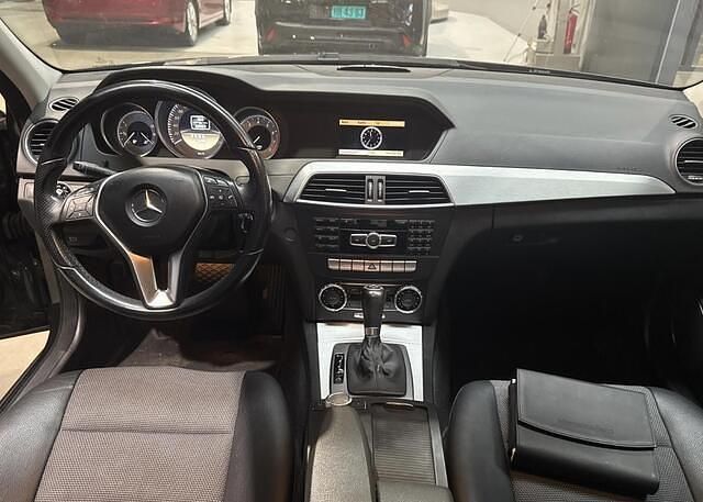 Occasion Mercedes C180 Avantgarde 156 PK (114 kW) 2012 Zwart (metallic) Sedan