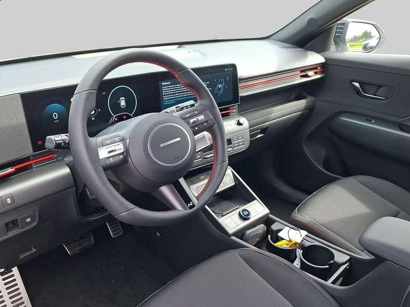 Nieuw Hyundai Kona N Line 114 kW (156 PK) 2025 Wit SUV