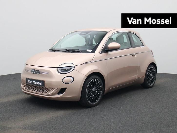 Roze Occasion 2023 Fiat 500e La Prima Hatchback | € 22.900 (Iets duurder) - Afbeelding 1/4