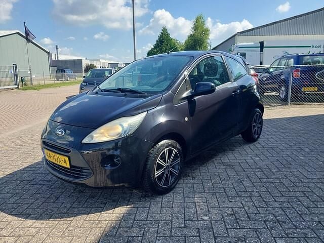 Zwart Gebruikt 2010 Ford Ka Cool & Sound Edition Hatchback | € 2.995 (Goede deal) - Afbeelding 1/4
