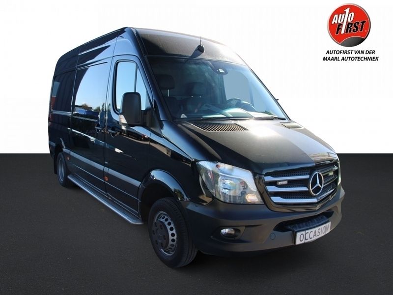 Zwart Gebruikt 2017 Mercedes Sprinter Van | € 18.370 (Duur) - Afbeelding 1/4