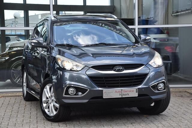 Grijs, metallic lak Gebruikt 2010 Hyundai ix35 SUV | € 5.945 (Eerlijke prijs) - Afbeelding 1/4