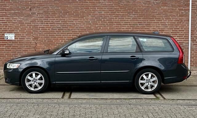 Occasion Volvo V50 125 PK (91 kW) 2009 Grijs, metallic lak Stationwagen