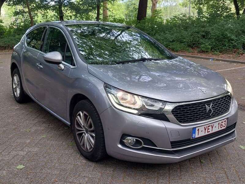 Zilver Gebruikt 2018 Citroën DS4 Hatchback | € 16.000 - Afbeelding 1/4