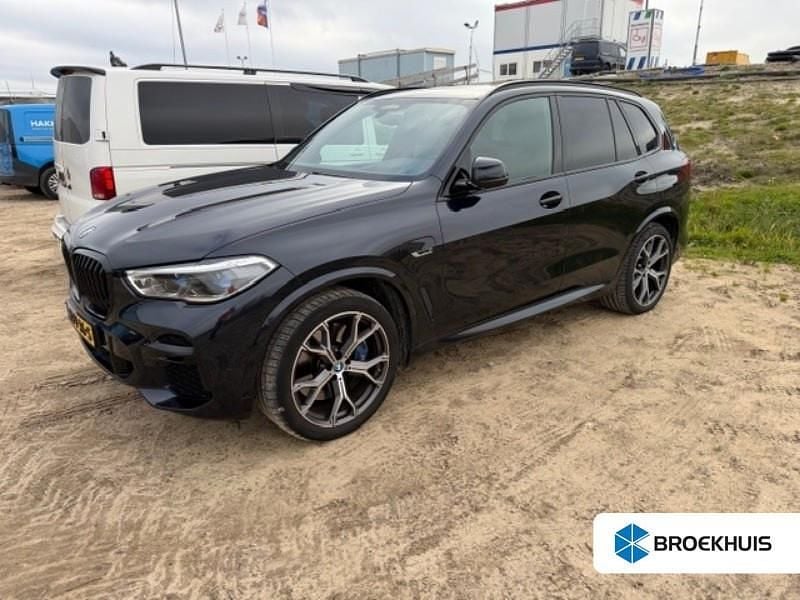 Zwart Gebruikt 2022 BMW X5 Executive SUV | € 56.895 (Goede deal) - Afbeelding 1/3