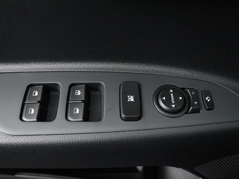 Occasion Kia Stonic 117 PK (86 kW) 2025 Blauw SUV