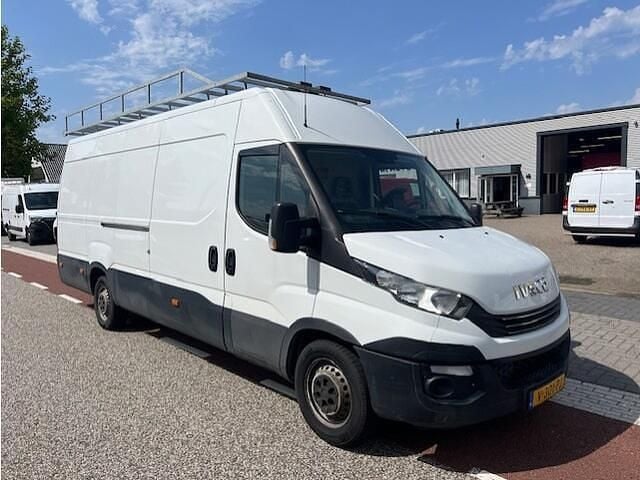 Wit Gebruikt 2017 Iveco Daily Van | € 11.950 (Super prijs) - Afbeelding 1/4