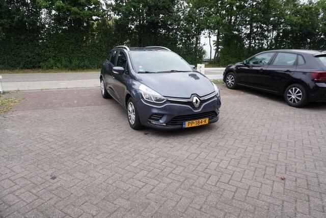 Grijs Gebruikt 2017 Renault Clio GrandTour Zen Stationwagen | € 6.444 (Eerlijke prijs) - Afbeelding 1/4