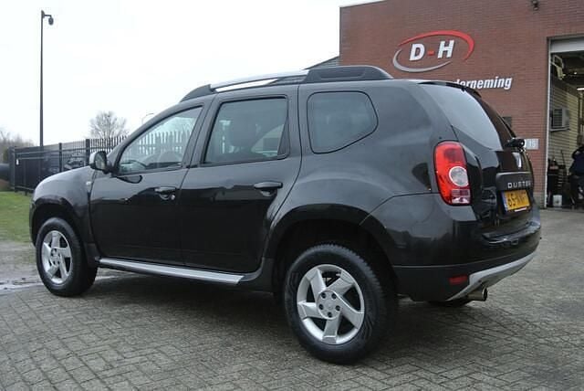 Occasion Dacia Duster Lauréate 105 PK (77 kW) 2011 Zwart SUV