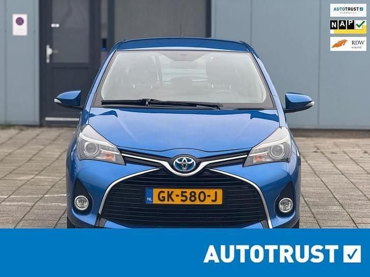 Blauw Occasion 2015 Toyota Yaris Hatchback | € 9.149 (Goede deal) - Afbeelding 1/4