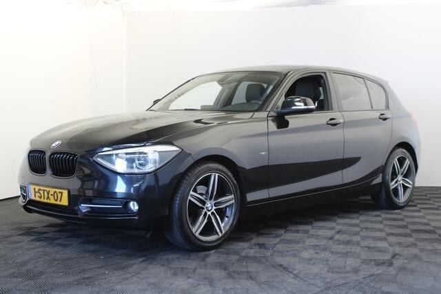 Zwart Gebruikt 2013 BMW 114 Hatchback | € 6.999 (Eerlijke prijs) - Afbeelding 1/4