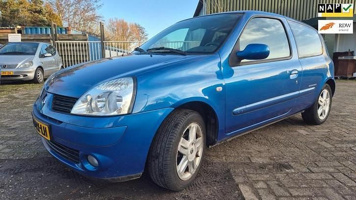 Occasion 2005 Renault Clio II | € 1.499 (Goede deal) - Afbeelding 1/4