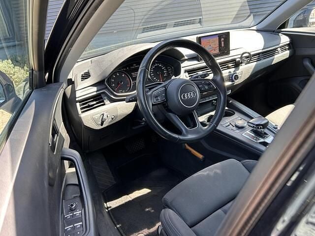 Occasion Audi A4 Sport 150 PK (110 kW) 2018 Blauw Stationwagen
