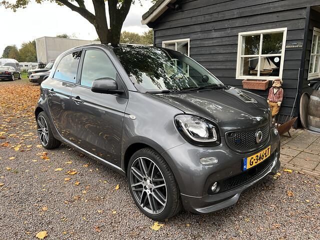 Grijs Gebruikt 2019 Smart ForFour Electric Drive Brabus Hatchback | € 12.500 (Duur) - Afbeelding 1/4