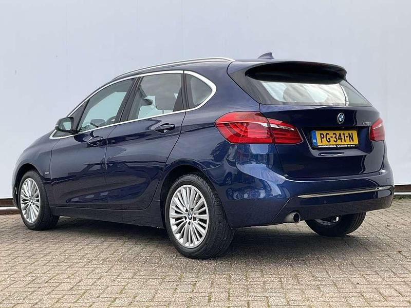 Occasion BMW 218 Executive 136 PK (100 kW) 2017 Blauw MPV