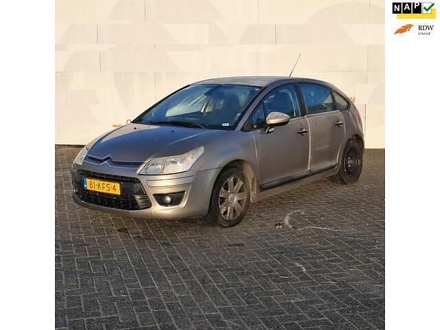 Beige Occasion 2009 Citroën C4 Hatchback | € 2.250 (Eerlijke prijs) - Afbeelding 1/4