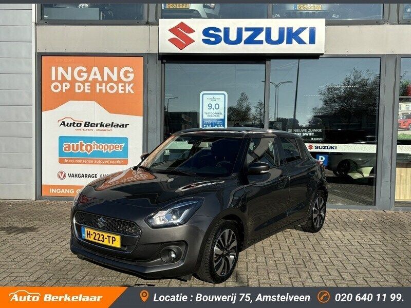 Grijs Gebruikt 2020 Suzuki Swift Style Hatchback | € 18.445 (Eerlijke prijs) - Afbeelding 1/4
