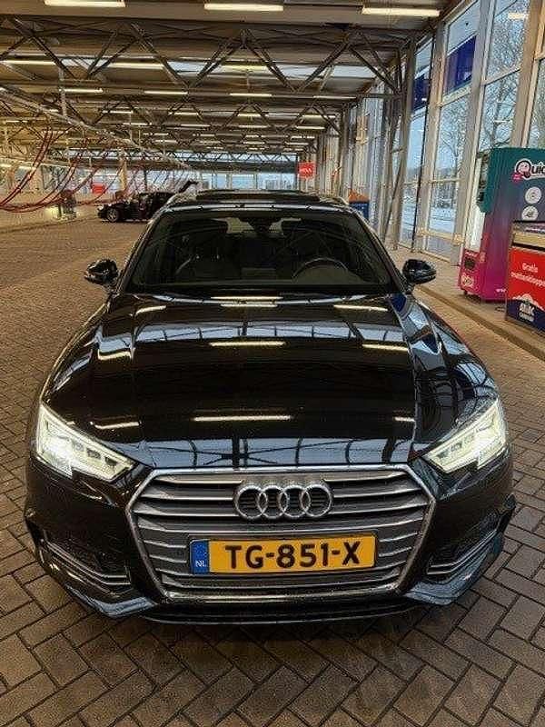 Zwart Occasion 2018 Audi A4 S-Line Stationwagen | € 19.995 (Eerlijke prijs) - Afbeelding 1/4