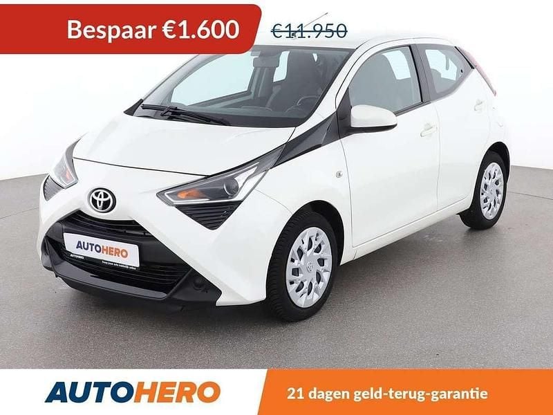 Wit Gebruikt 2020 Toyota Aygo Hatchback | € 10.549 (Goede deal) - Afbeelding 1/3