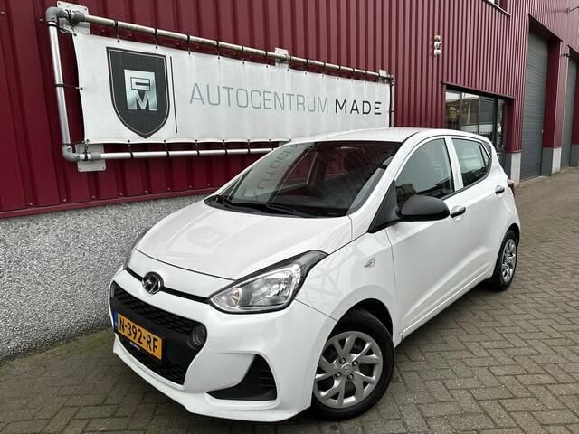 Wit Gebruikt 2017 Hyundai i10 Comfort Hatchback | € 5.750 (Eerlijke prijs) - Afbeelding 1/4