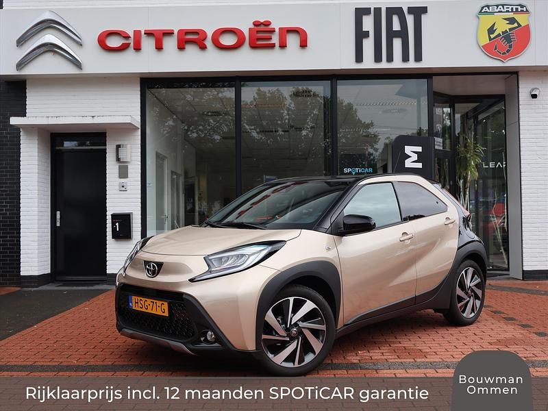 Bruin Gebruikt 2025 Toyota Aygo X Envy SUV | € 22.450 - Afbeelding 1/4