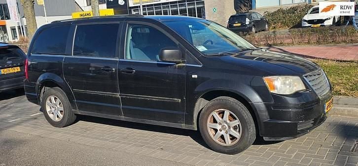 Gebruikt 2011 Chrysler Grand Voyager MPV | € 2.000 (Goede deal) - Afbeelding 1/4