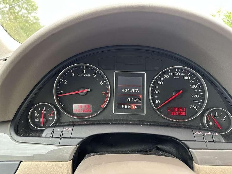 Gebruikt 2005 Audi A4 Sedan | € 1.500 (Eerlijke prijs) - Afbeelding 1/4