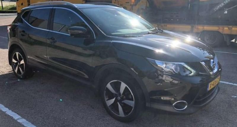 Zwart Gebruikt 2017 Nissan Qashqai Visia SUV | € 15.000 (Eerlijke prijs) - Afbeelding 1/4