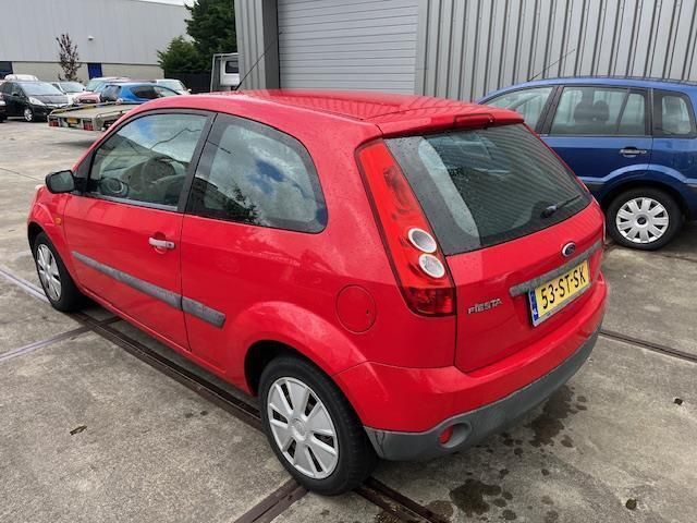 Occasion Ford Fiesta 69 PK (50 kW) 2006 Rood Hatchback
