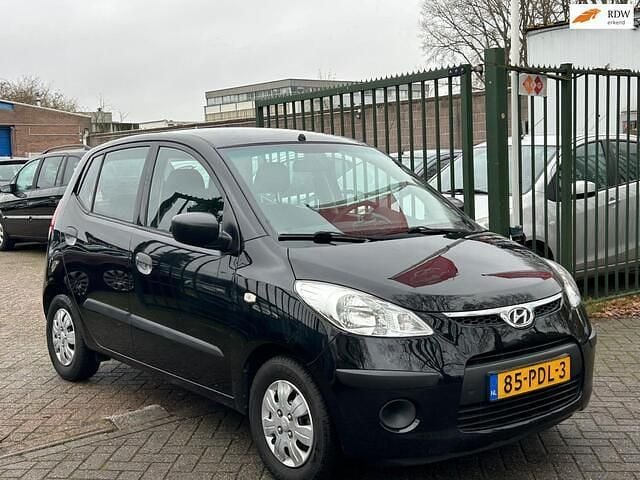 Zwart Gebruikt 2011 Hyundai i10 Active Hatchback | € 3.999 (Eerlijke prijs) - Afbeelding 1/4