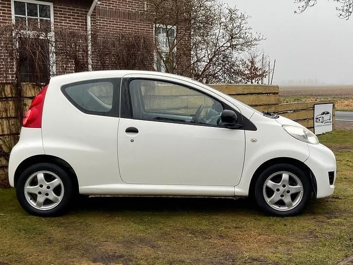 Occasion Peugeot 107 68 PK (50 kW) 2011 Hatchback