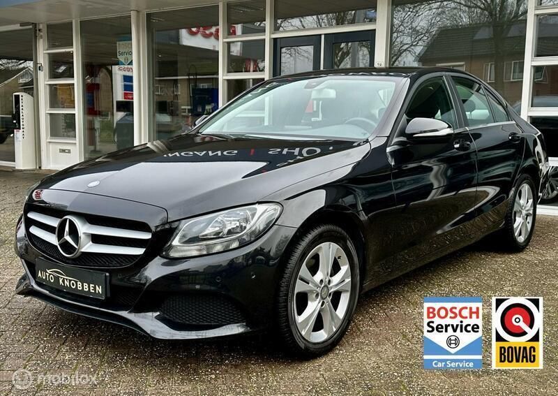 Zwart, metallic lak Gebruikt 2014 Mercedes C180 Sedan | € 13.400 (Super prijs) - Afbeelding 1/4