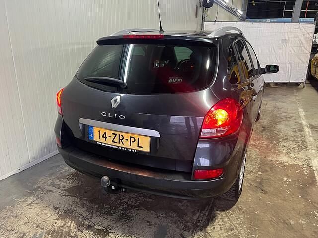 Occasion Renault Clio GrandTour Dynamique 101 PK (74 kW) 2008 Grijs Stationwagen