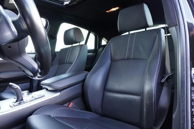 Zwart Gebruikt 2018 BMW X4 Executive SUV | € 39.750 - Afbeelding 1/4