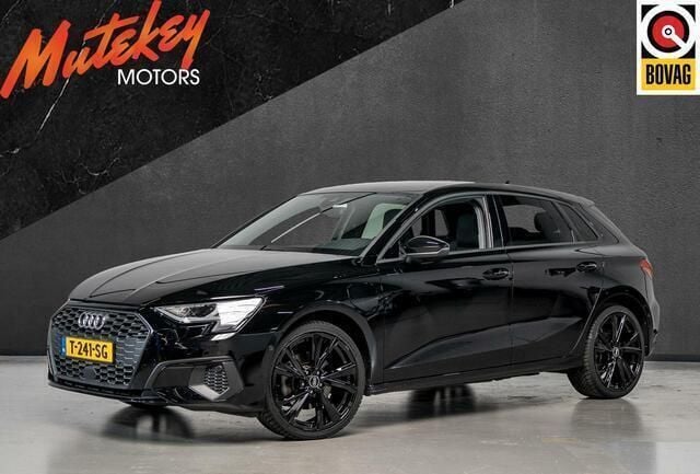 Zwart Gebruikt 2021 Audi A3 Sportback Premium Hatchback | € 24.950 (Goede deal) - Afbeelding 1/4