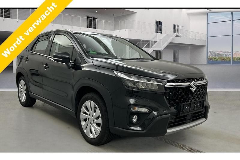 Zwart Gebruikt 2025 Suzuki SX4 S-Cross Comfort SUV | € 26.500 (Goede deal) - Afbeelding 1/4